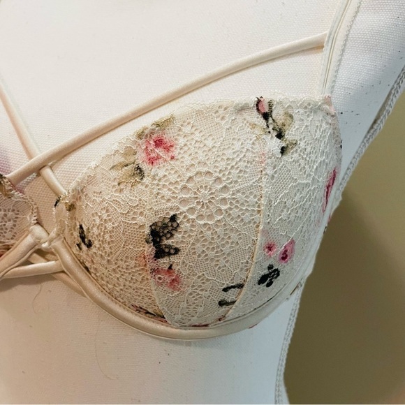 PINK Victoria’s Secret Date Push Up Bra 32C White Floral - Picture 2 of 7